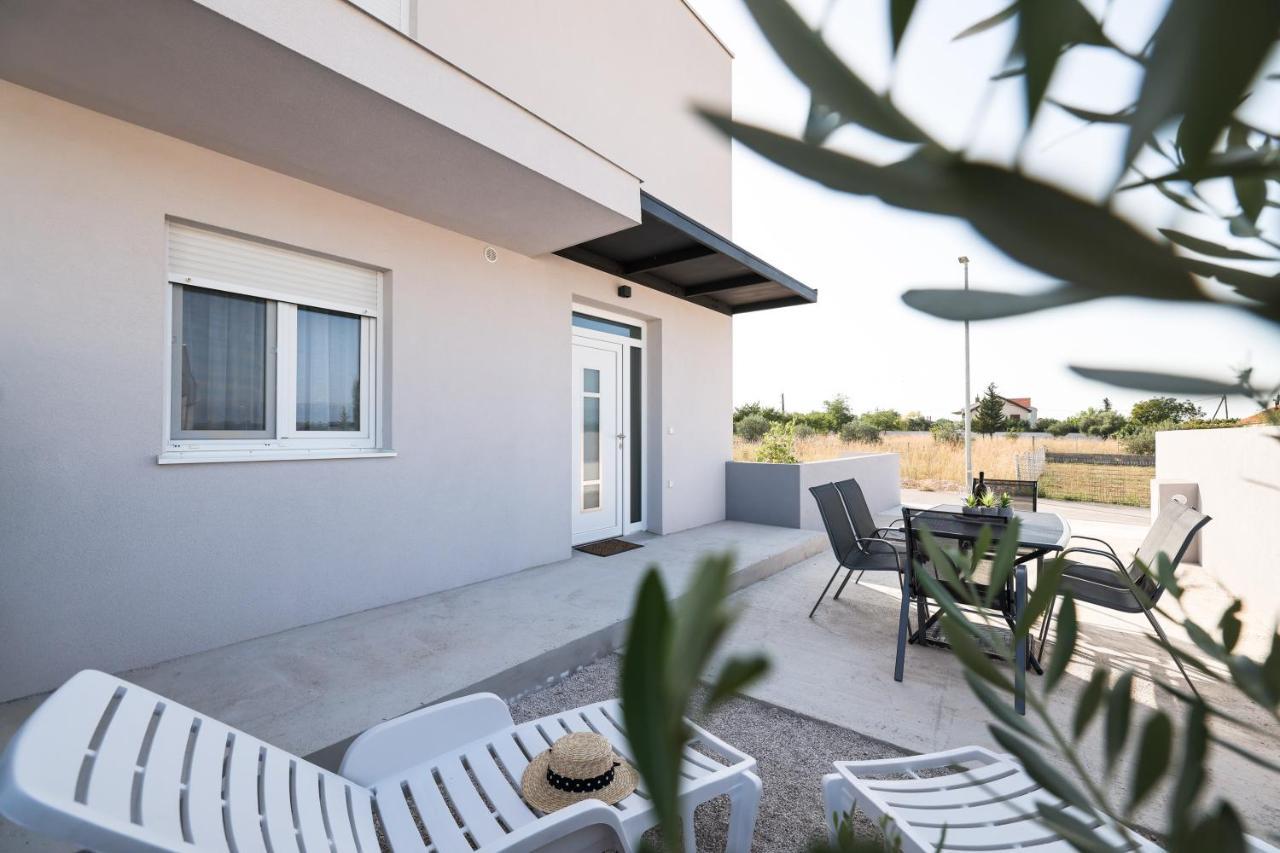 Duo Soles - Apartments With Private Parking Near Zadar Murvica  Luaran gambar