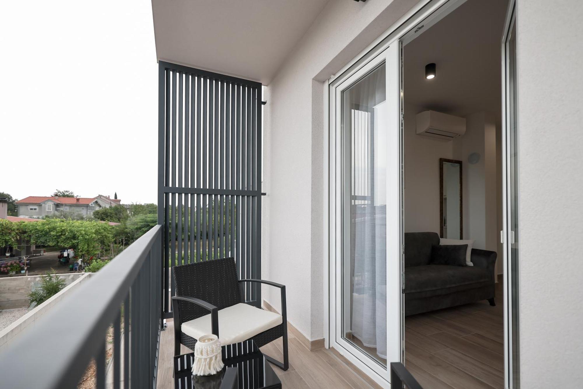 Duo Soles - Apartments With Private Parking Near Zadar Murvica  Luaran gambar