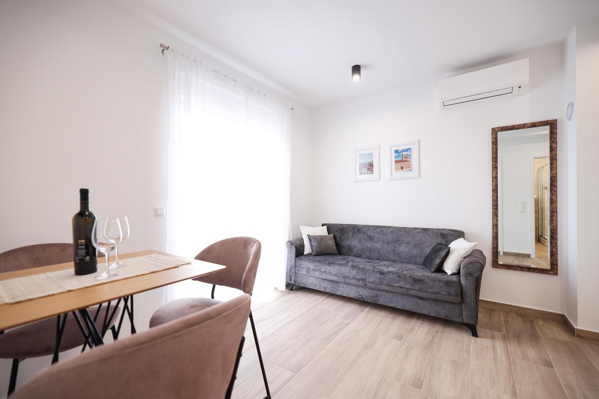 Duo Soles - Apartments With Private Parking Near Zadar Murvica  Luaran gambar